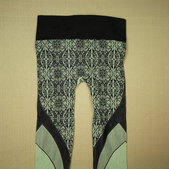 Nux Cropped Leggings Women's Size XS Pull On Green Black Activewear NWOT - Picture 6 of 7